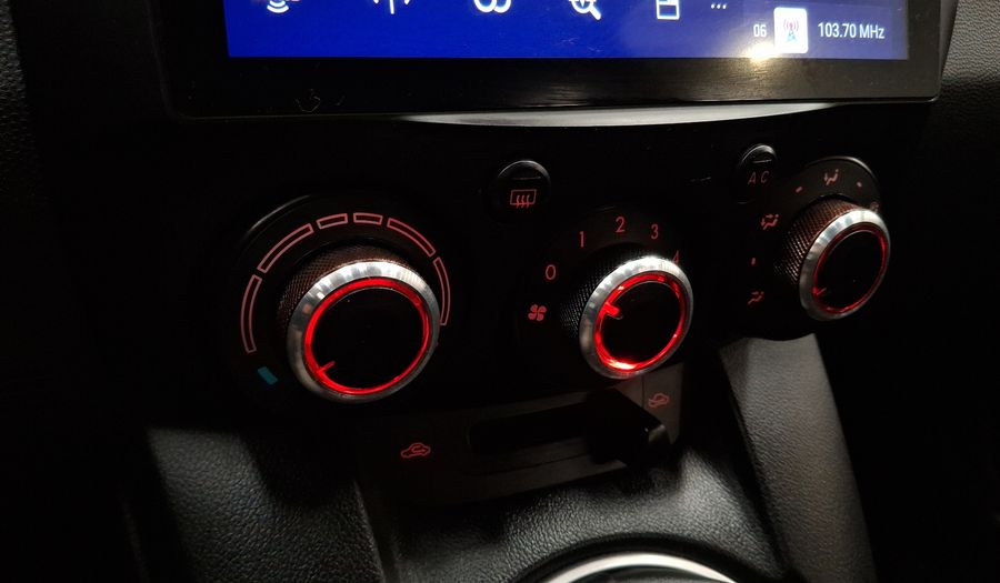 Mazda 2 1.5 V Hatchback 2015