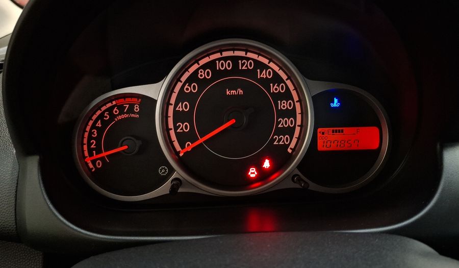Mazda 2 1.5 V Hatchback 2015