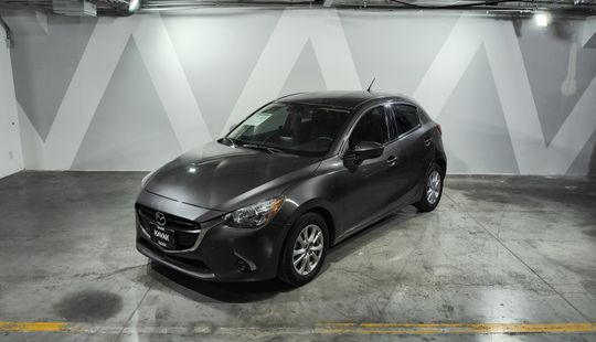 Mazda • Mazda 2