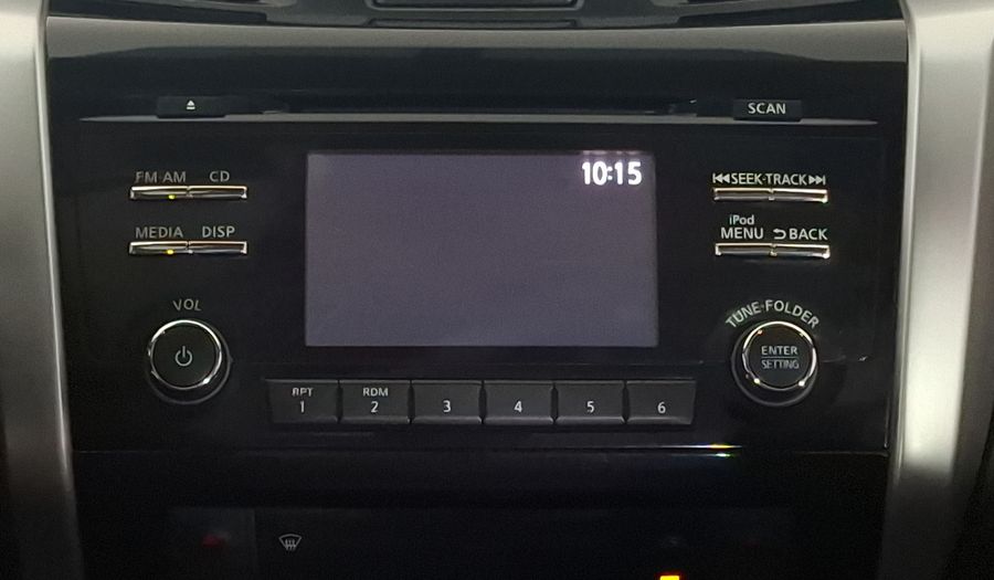 Nissan Np300 2.5 PLATINUM LE AC Pickup 2020