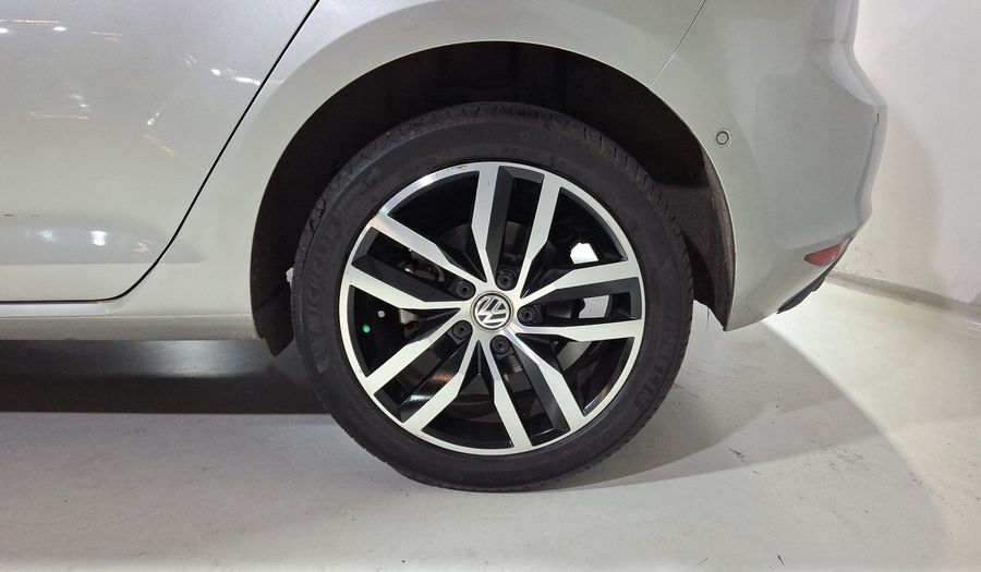 Volkswagen Golf 1.4 HIGHLINE DSG ASISTENTE APARCAMIENTO Hatchback 2017