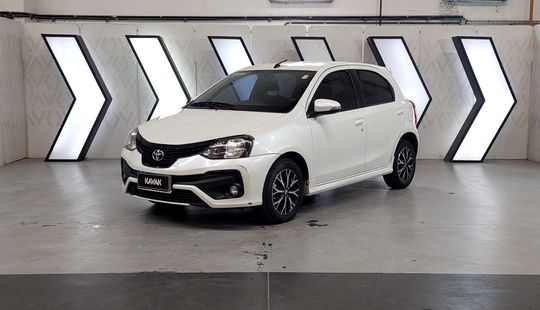 Toyota • Etios