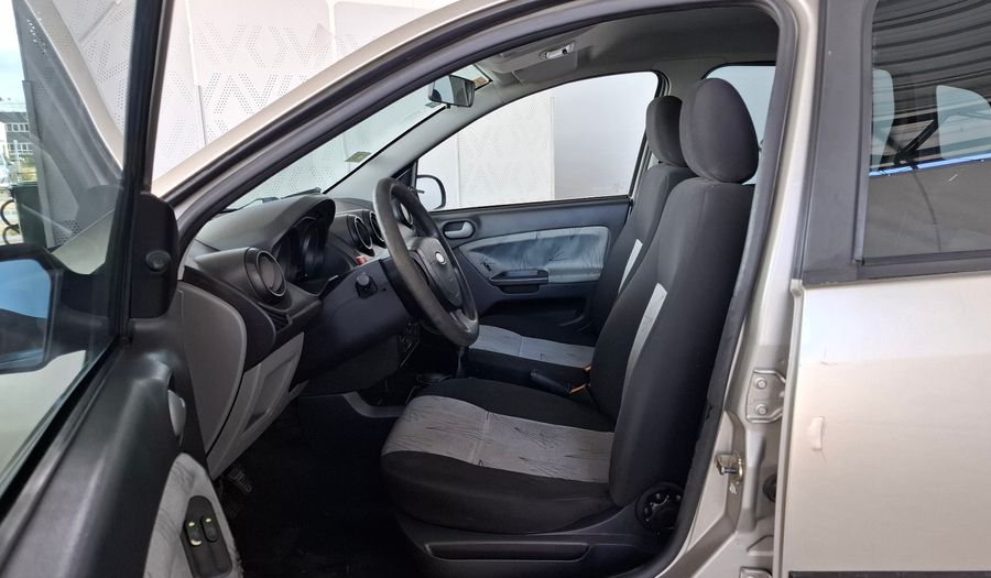 Ford Fiesta 1.6 AMBIENTE PLUS MP3 Hatchback 2009