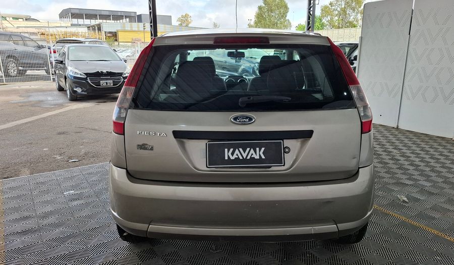 Ford Fiesta 1.6 AMBIENTE PLUS MP3 Hatchback 2009