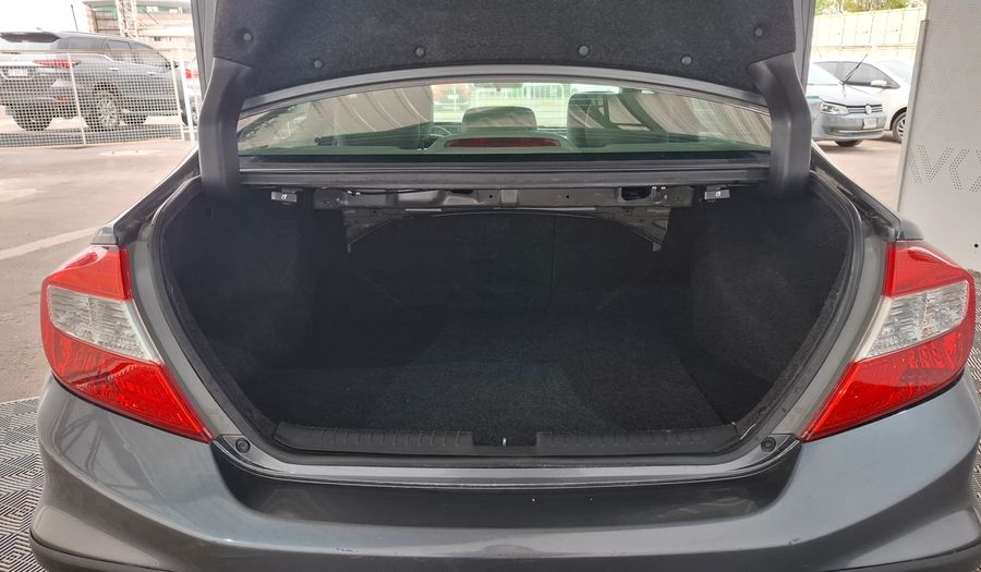 Honda Civic 1.8 I-VTEC EXS AUTO Sedan 2014