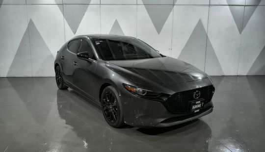 Mazda • Mazda 3