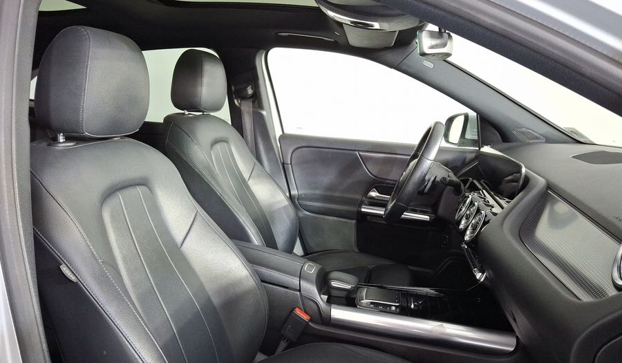Mercedes Benz Clase Gla 1.3 200 PROGRESSIVE LINE DCT Suv 2022