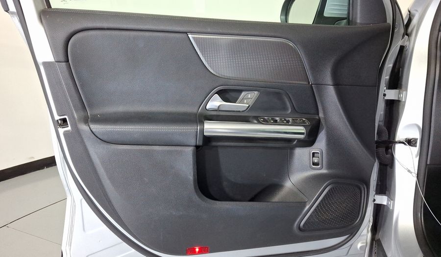 Mercedes Benz Clase Gla 1.3 200 PROGRESSIVE LINE DCT Suv 2022