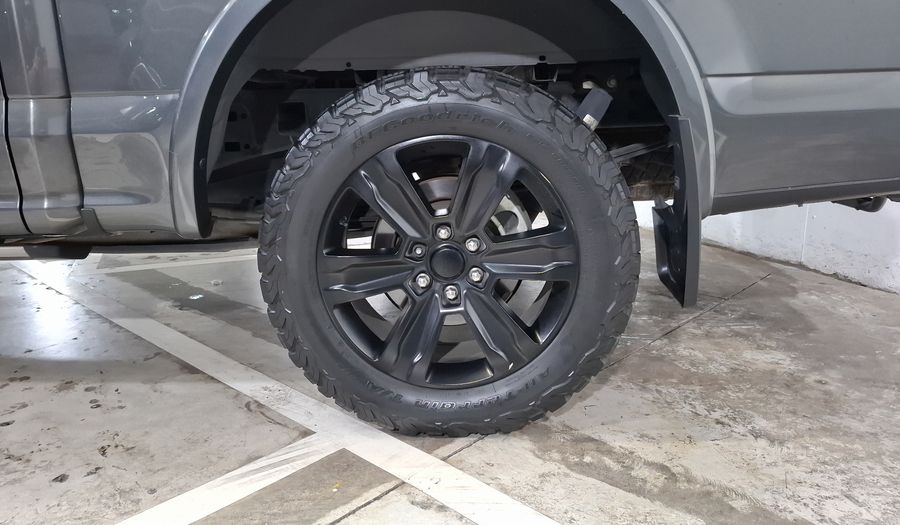 Ford Lobo 3.5 LOBO ECOBOOST PLATINUM CREW CAB 4X4 Pickup 2016