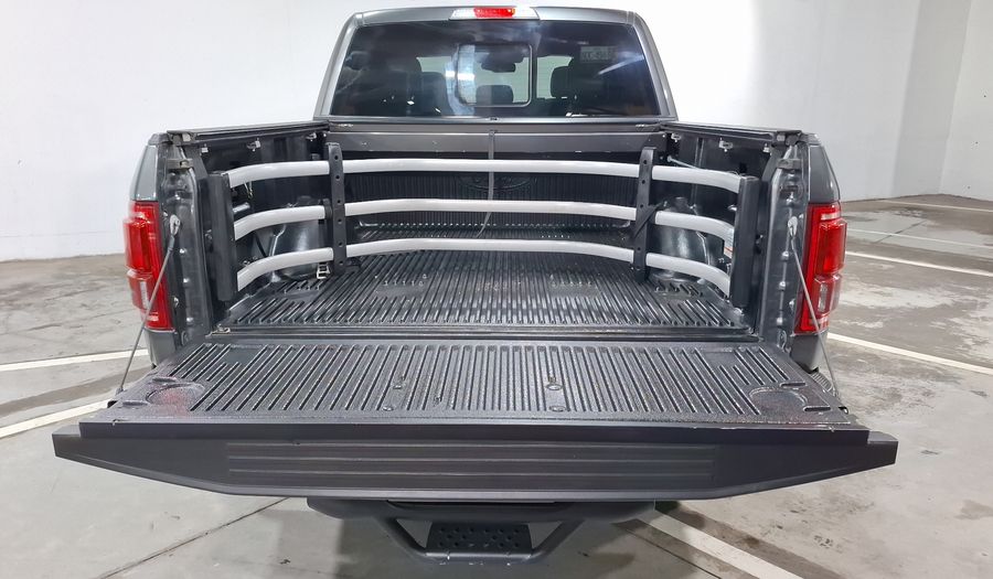 Ford Lobo 3.5 LOBO ECOBOOST PLATINUM CREW CAB 4X4 Pickup 2016