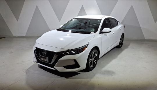 Nissan • Sentra