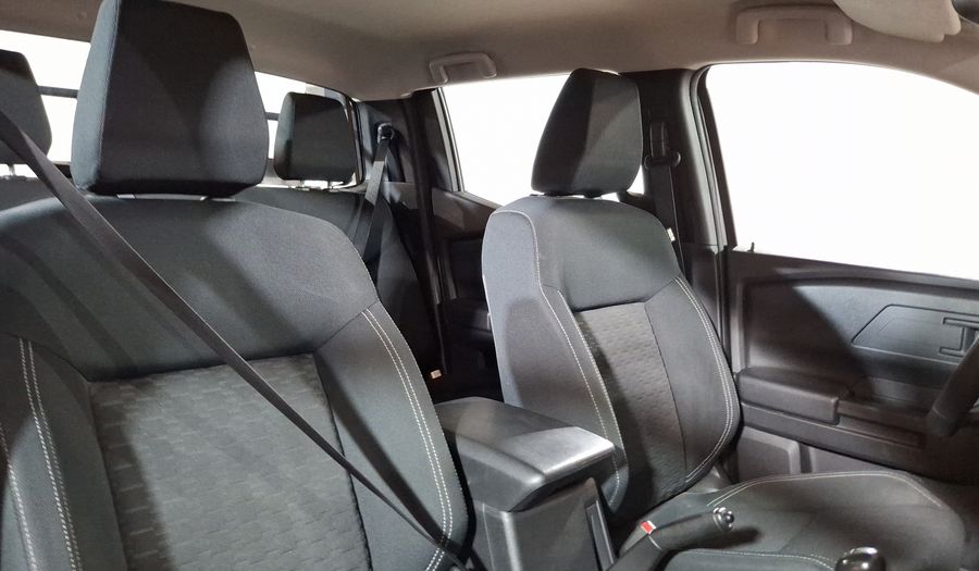 Mitsubishi L200 2.4 GLX GASOLINA Pickup 2025