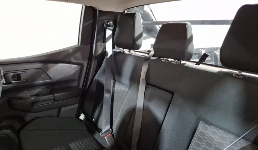 Mitsubishi L200 2.4 GLX GASOLINA Pickup 2025