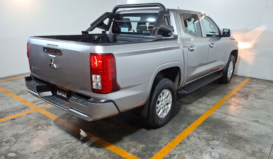 Mitsubishi L200 2.4 GLX GASOLINA Pickup 2025