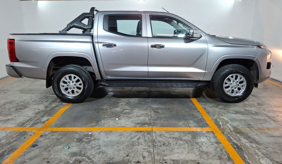 Mitsubishi L200 2.4 GLX GASOLINA Pickup 2025