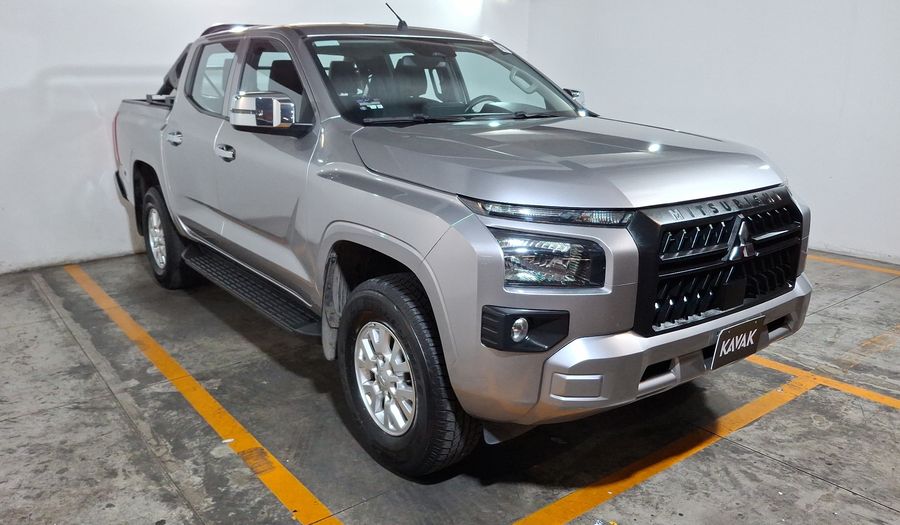 Mitsubishi L200 2.4 GLX GASOLINA Pickup 2025