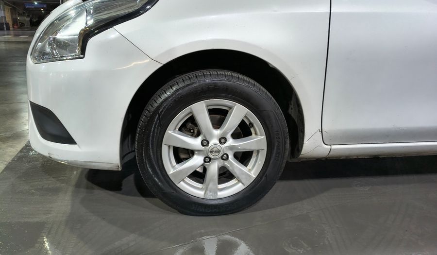 Nissan Versa 1.6 SENSE Sedan 2019