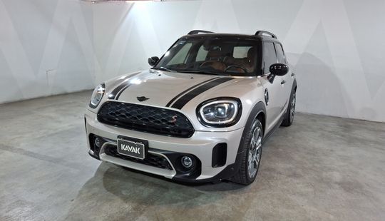 Mini • Countryman