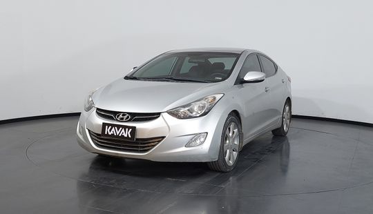 Hyundai • Elantra