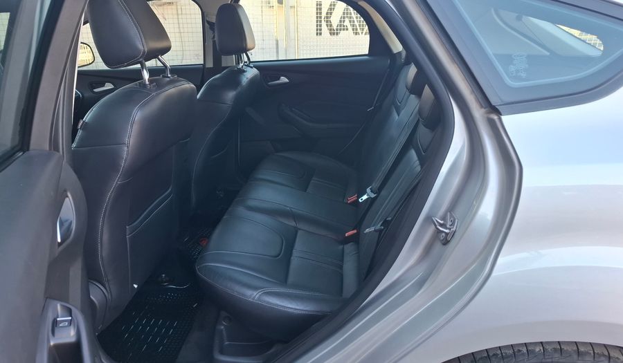 Ford Focus Iii 2.0 SE PLUS Hatchback 2015
