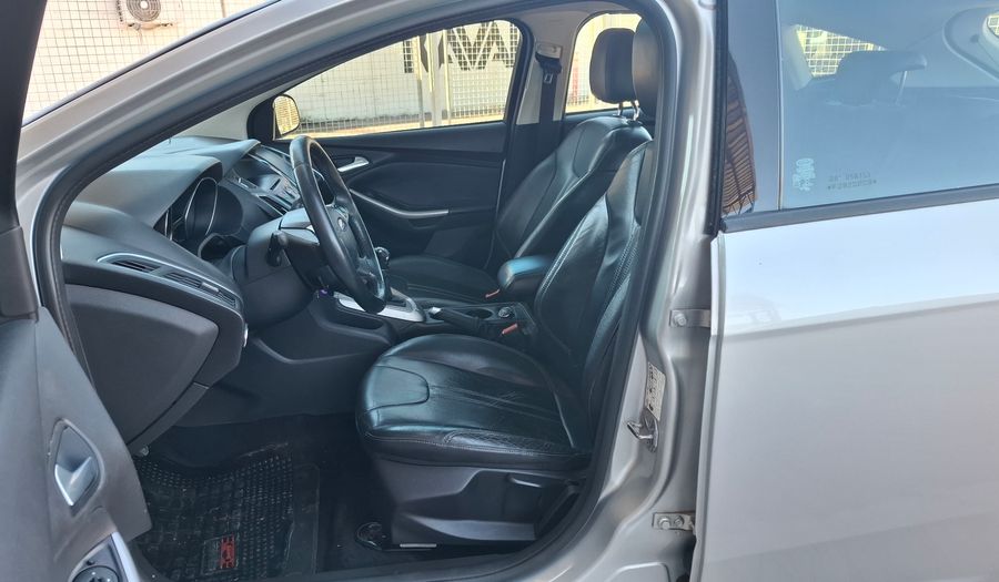 Ford Focus Iii 2.0 SE PLUS Hatchback 2015