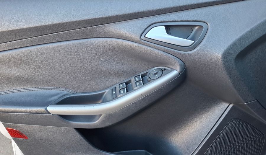 Ford Focus Iii 2.0 SE PLUS Hatchback 2015