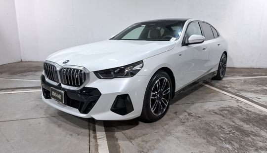Bmw • i5