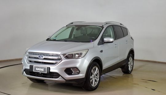 Ford • Escape