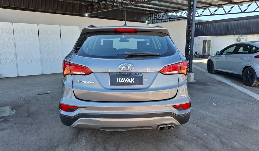 Hyundai Santa Fe 2.4 GL FULL AUTO Suv 2017