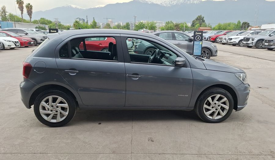 Volkswagen Gol 1.6 HIGHLINE Hatchback 2023