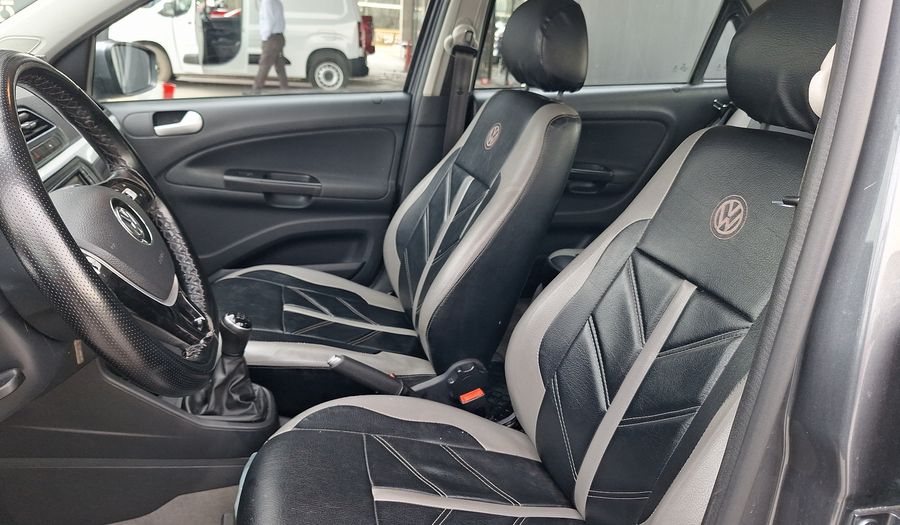 Volkswagen Gol 1.6 HIGHLINE Hatchback 2023