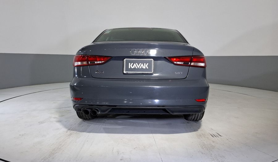 Audi A3 1.4 TFSI DYNAMIC Sedan 2017