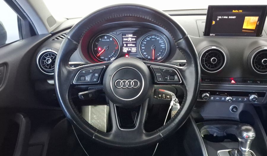 Audi A3 1.4 TFSI DYNAMIC Sedan 2017