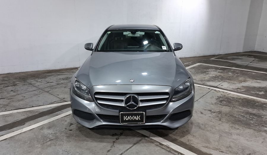 Mercedes Benz Clase C 1.6 180 CGI AT Sedan 2016