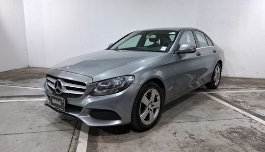 Mercedes Benz • Clase C