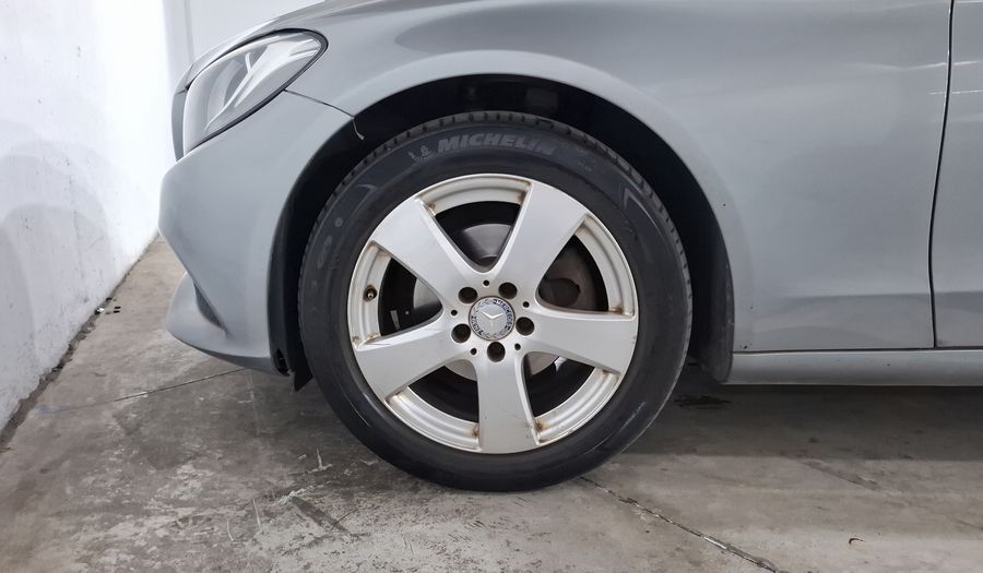 Mercedes Benz Clase C 1.6 180 CGI AT Sedan 2016
