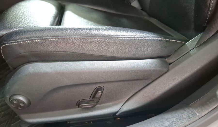 Mercedes Benz Clase C 1.6 180 CGI AT Sedan 2016