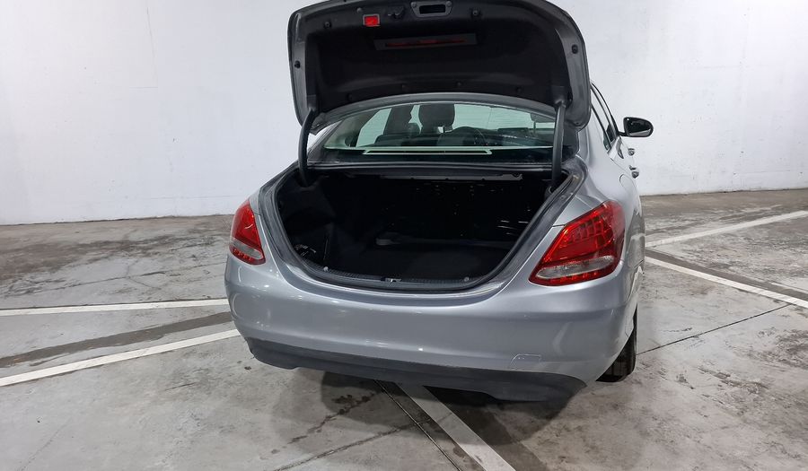 Mercedes Benz Clase C 1.6 180 CGI AT Sedan 2016