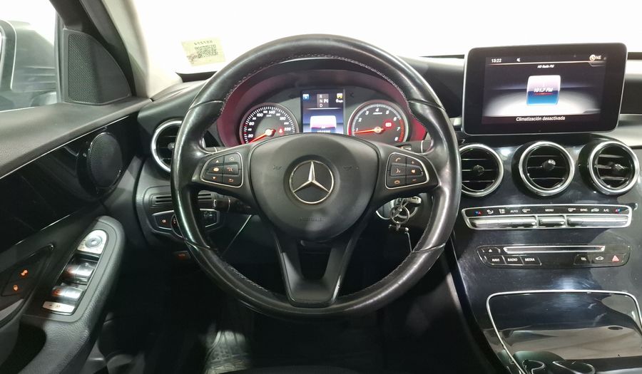 Mercedes Benz Clase C 1.6 180 CGI AT Sedan 2016