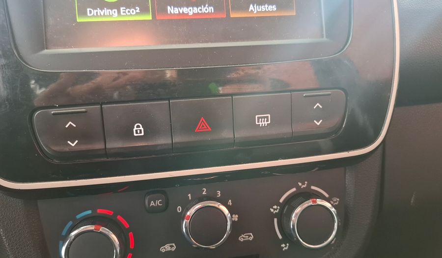 Renault Kwid 1.0 ICONIC Hatchback 2018