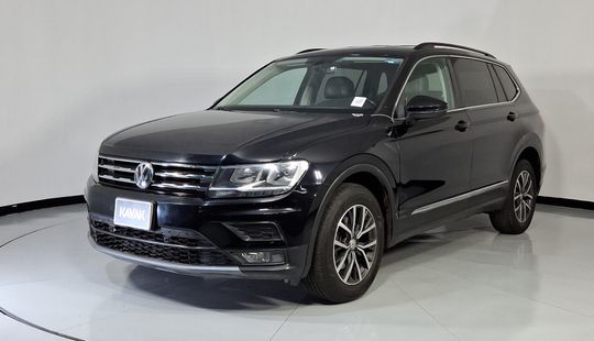 Volkswagen • Tiguan