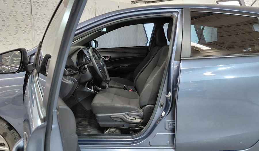 Toyota Yaris 1.5 XLS Hatchback 2022