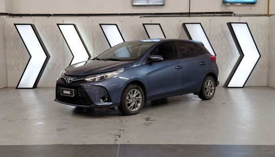 Toyota • Yaris