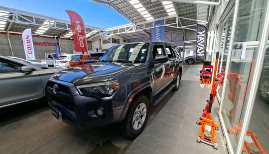 Toyota • 4Runner