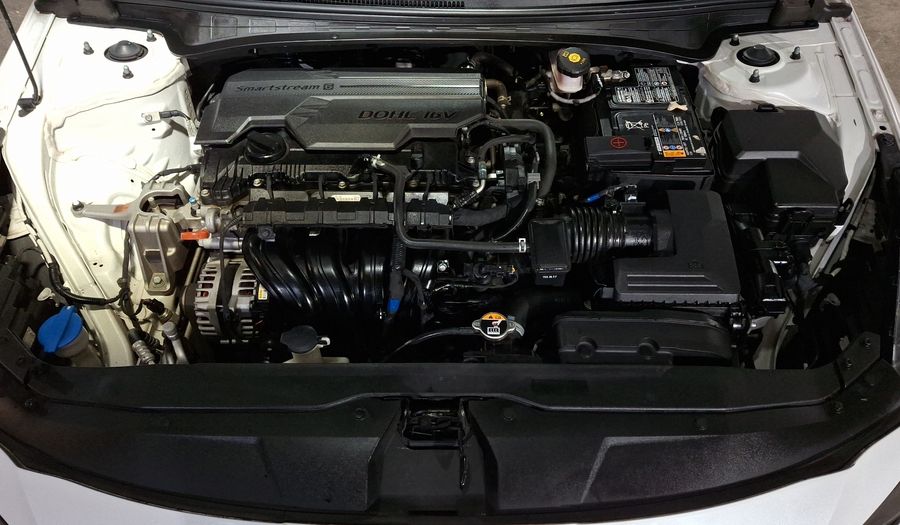 Hyundai Elantra 2.0 GLS IVT Sedan 2022