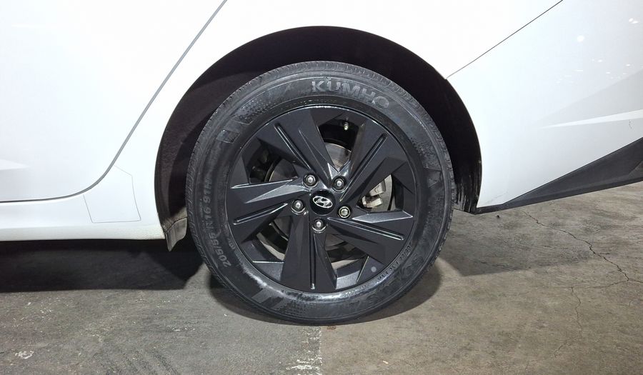 Hyundai Elantra 2.0 GLS IVT Sedan 2022