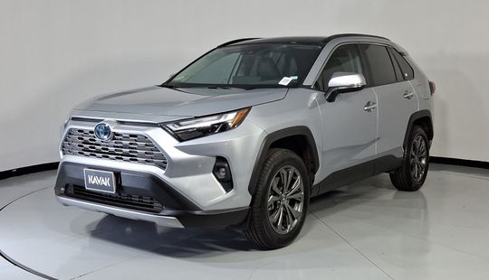 Toyota • RAV4