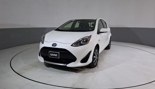 Toyota • Prius C