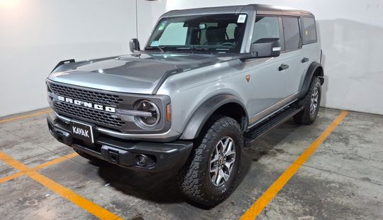 Ford • Bronco