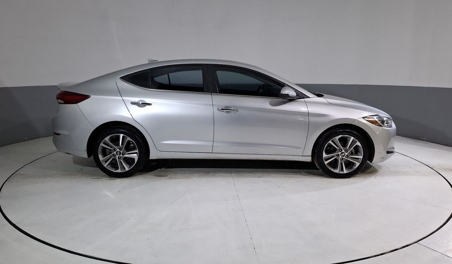 Hyundai Elantra 2.0 LIMITED TECH NAVI AUTO Sedan 2018